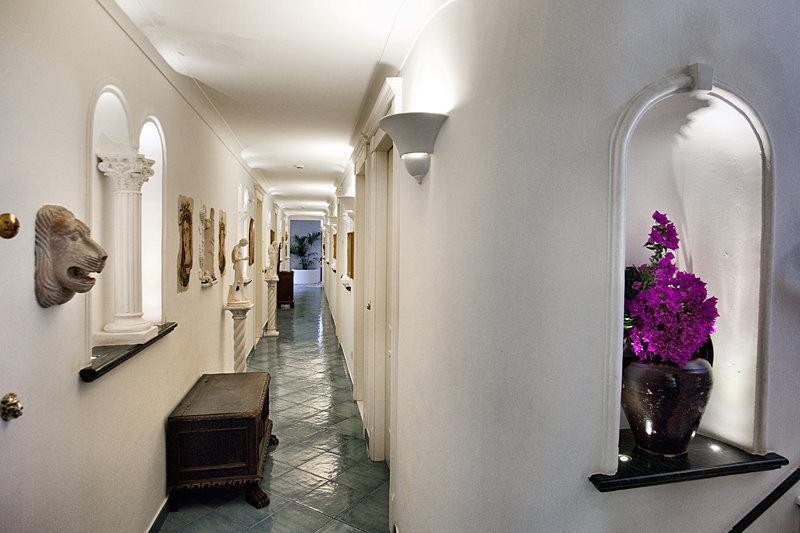 Hotel Bussola อนากาปรี ภายนอก รูปภาพ