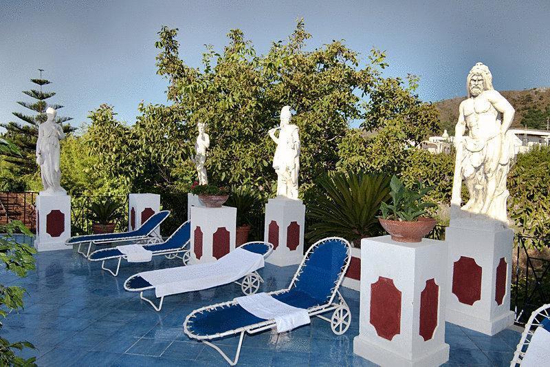 Hotel Bussola อนากาปรี ภายนอก รูปภาพ